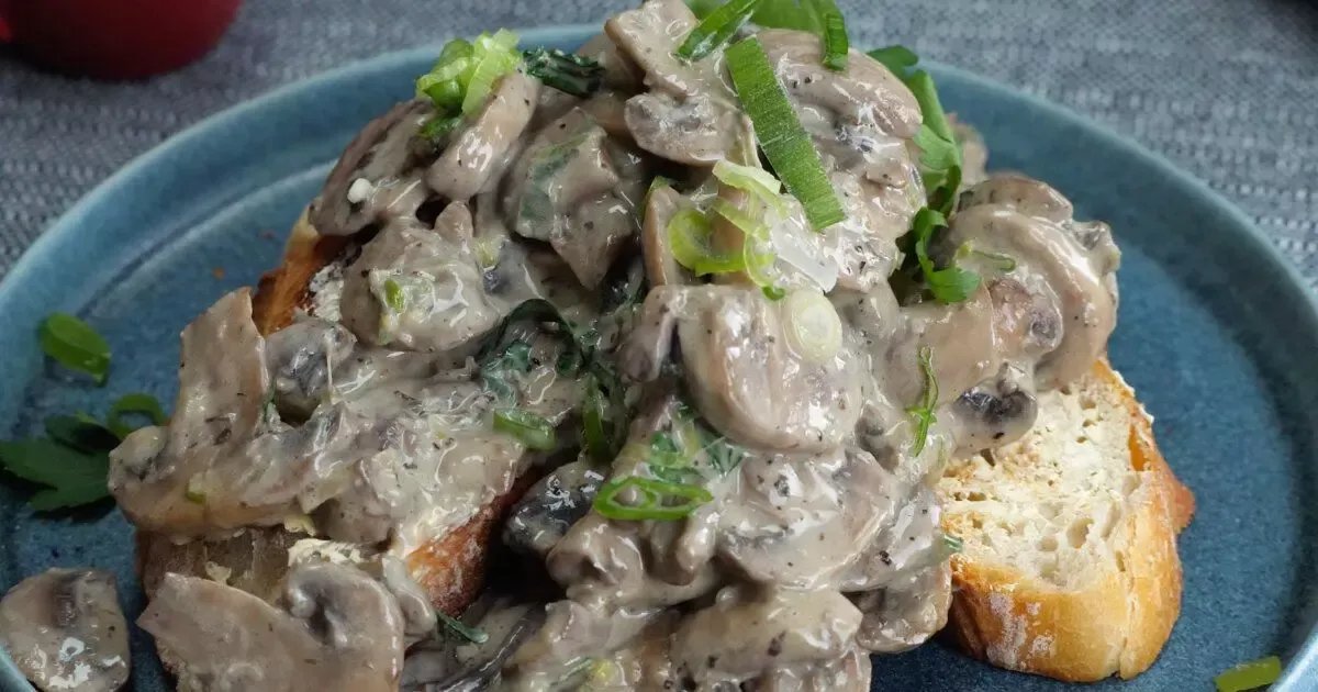 Creamy Garlic Mushroom Toast