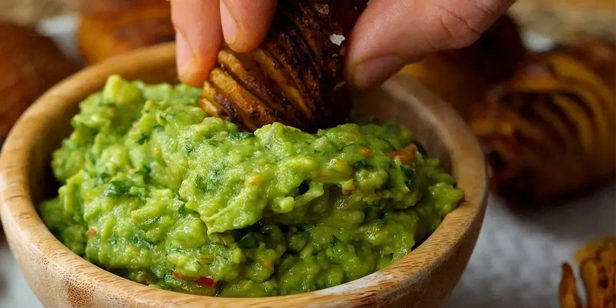 Hasselguac Potatoes with Guacamole — a plant-based Mexican recipe by BOSH!