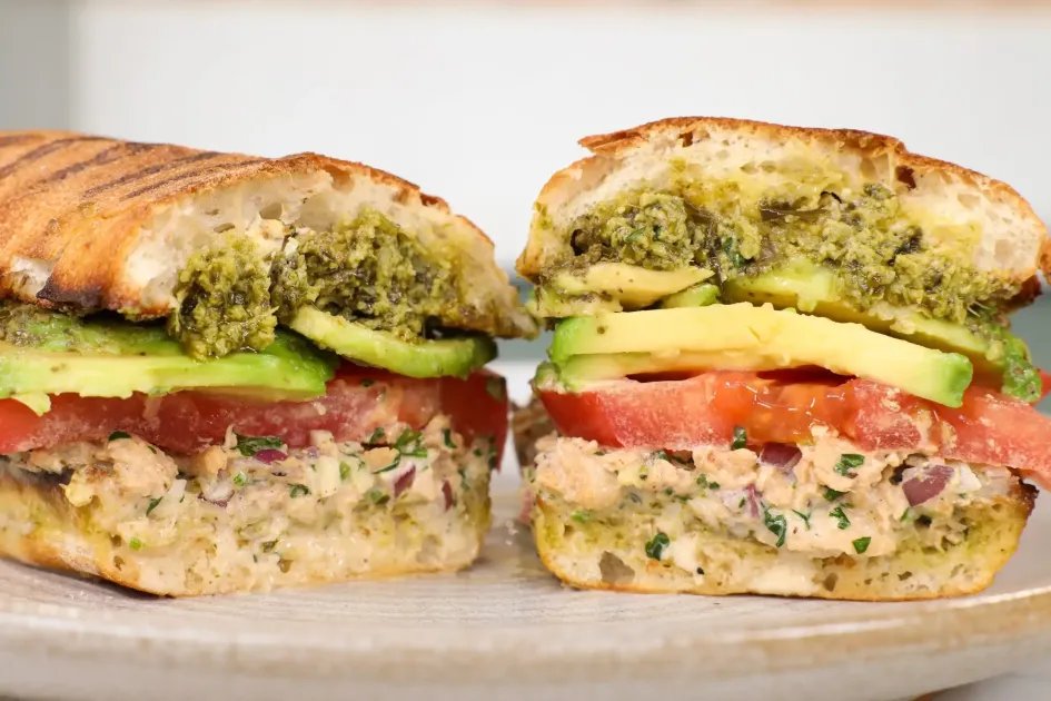 Joe and The Juice 'Tunacado' — a plant-based American recipe by BOSH!