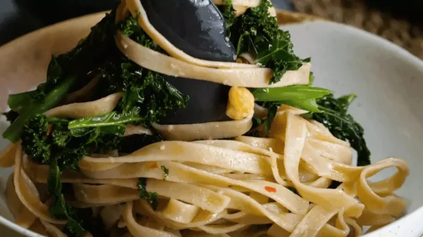 Kale and Walnut Pasta