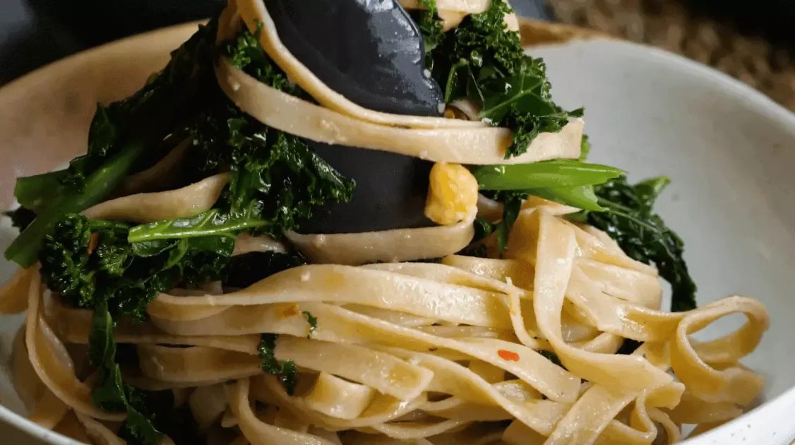 Kale and Walnut Pasta