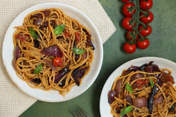 Roasted Balsamic Red Onion and Cherry Tomato Pasta