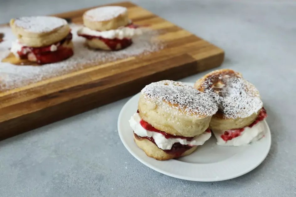 Victoria Sponge Pancakes