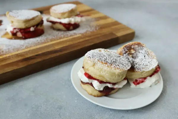 Victoria Sponge Pancakes