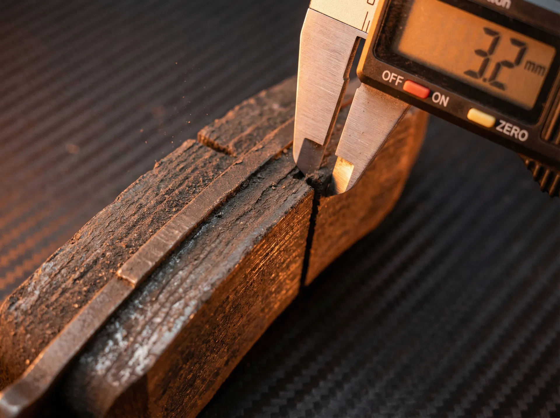 Brake pad measurement