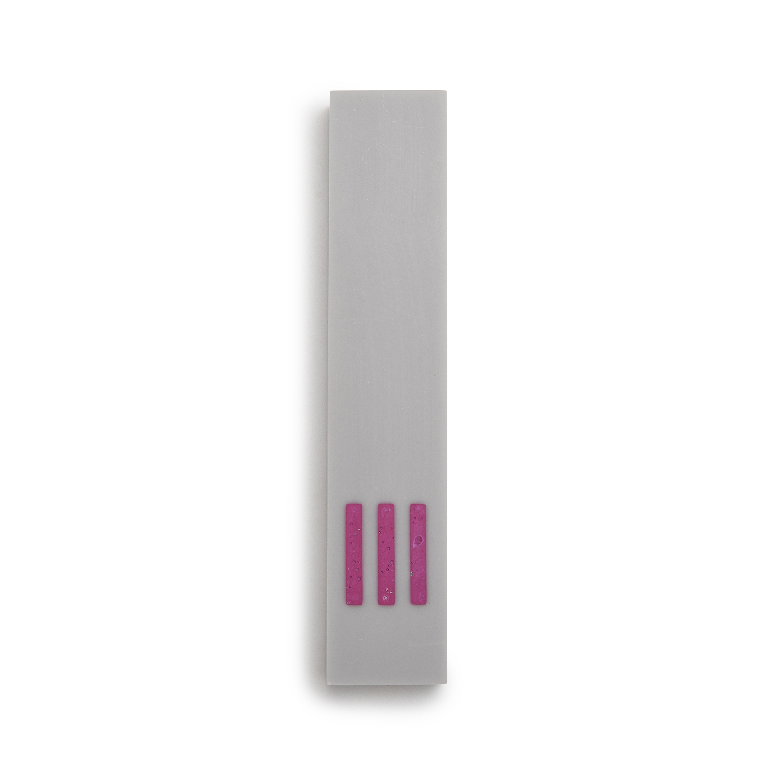 MEZUZAH Gray Narrow | Shin Pink Center