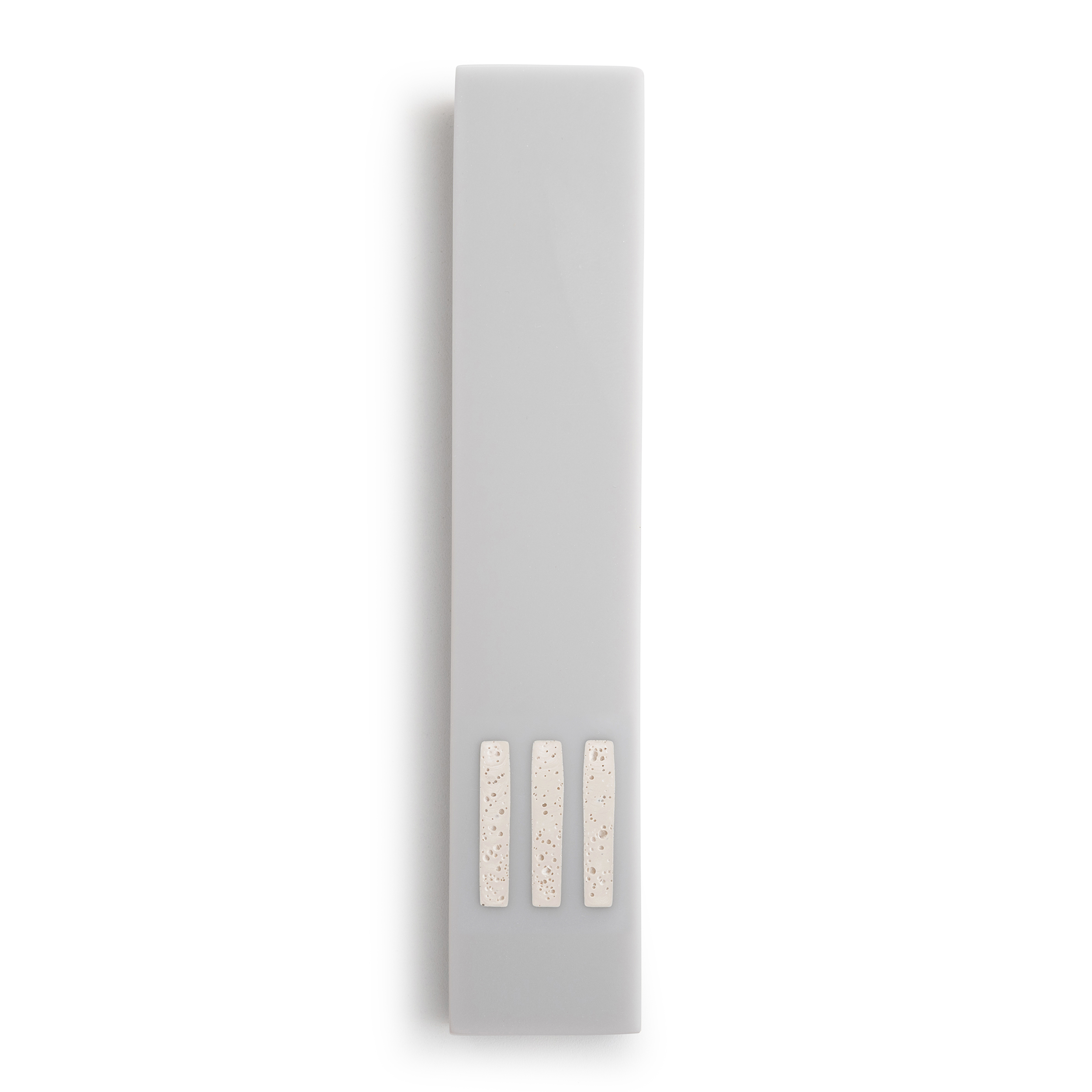 MEZOUZA Gray Narrow | Shin White Center