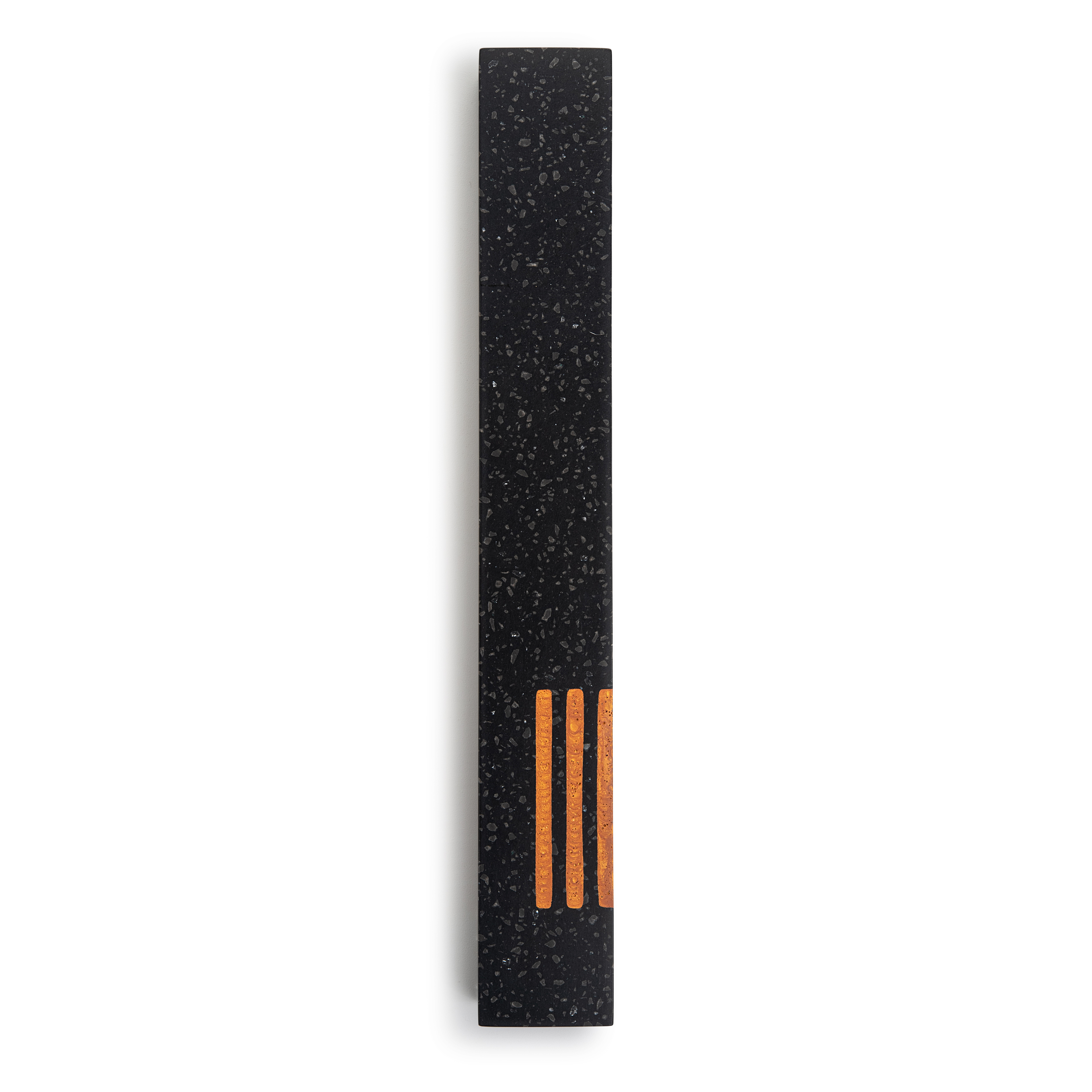 Mézouza Grande | Noir Terrazzo | Shin Or Côté