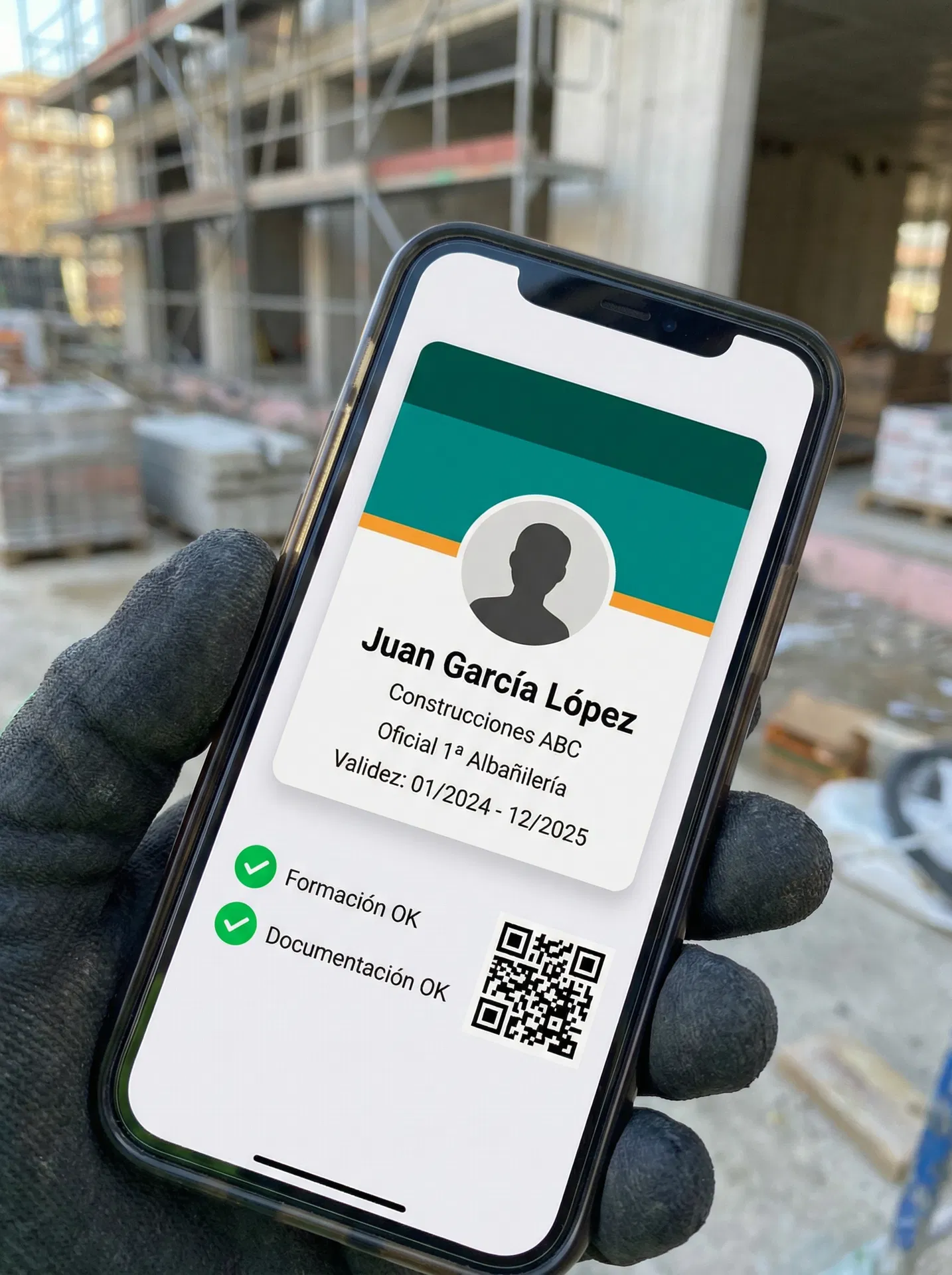 Tarjeta identificativa digital con código QR para trabajador de obra