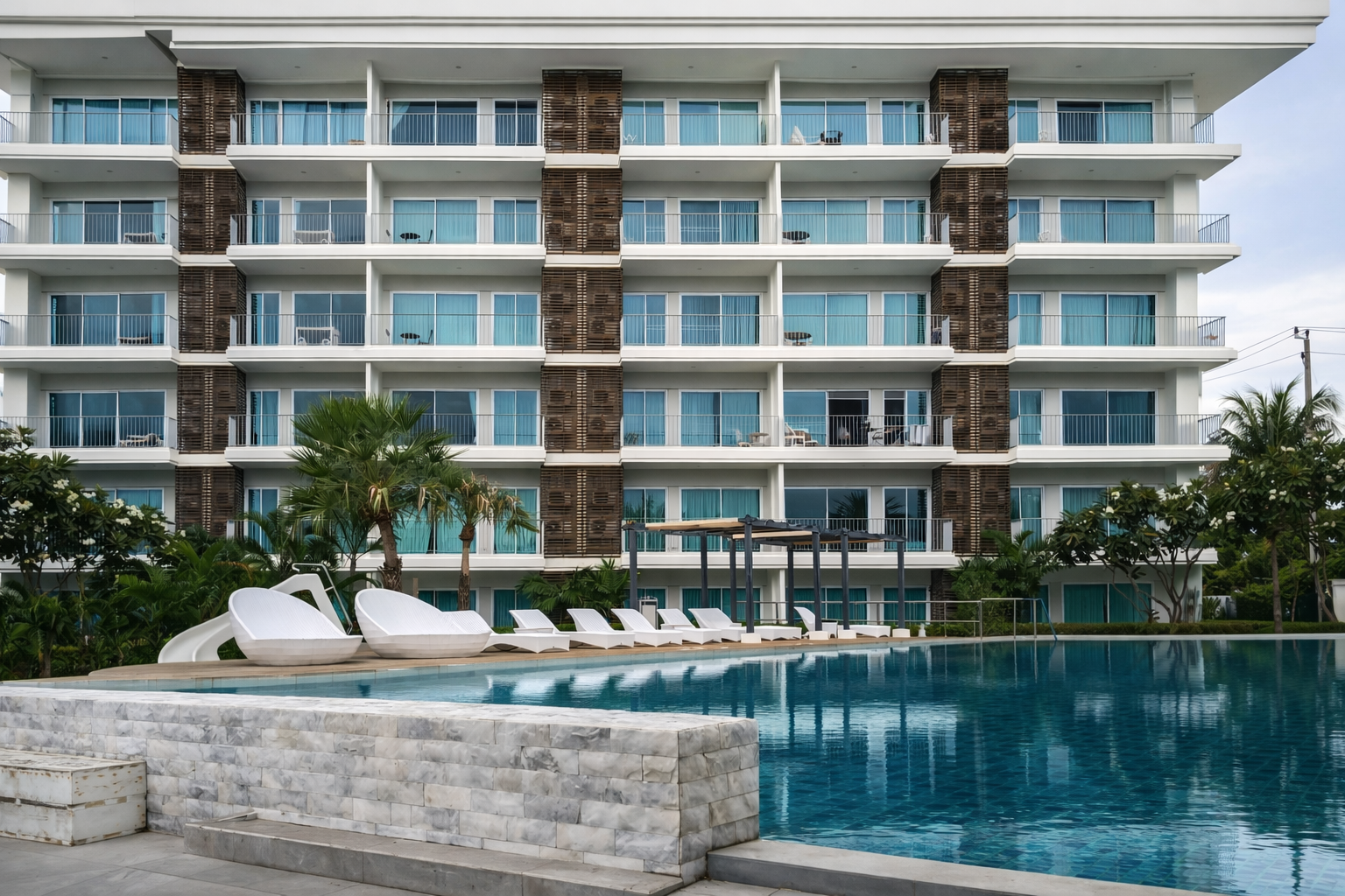1 Bedroom Condo for Sale at The Sea Condominium