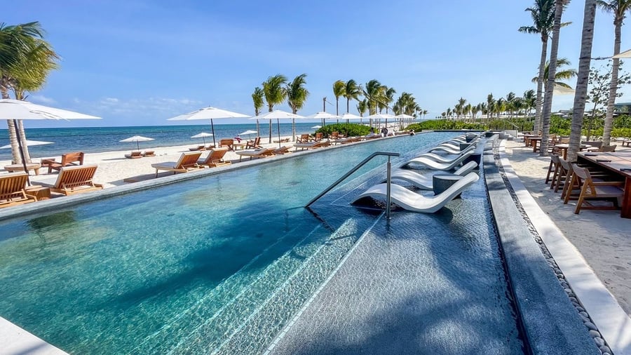 World Wellness Weekend — St. Regis Kanai