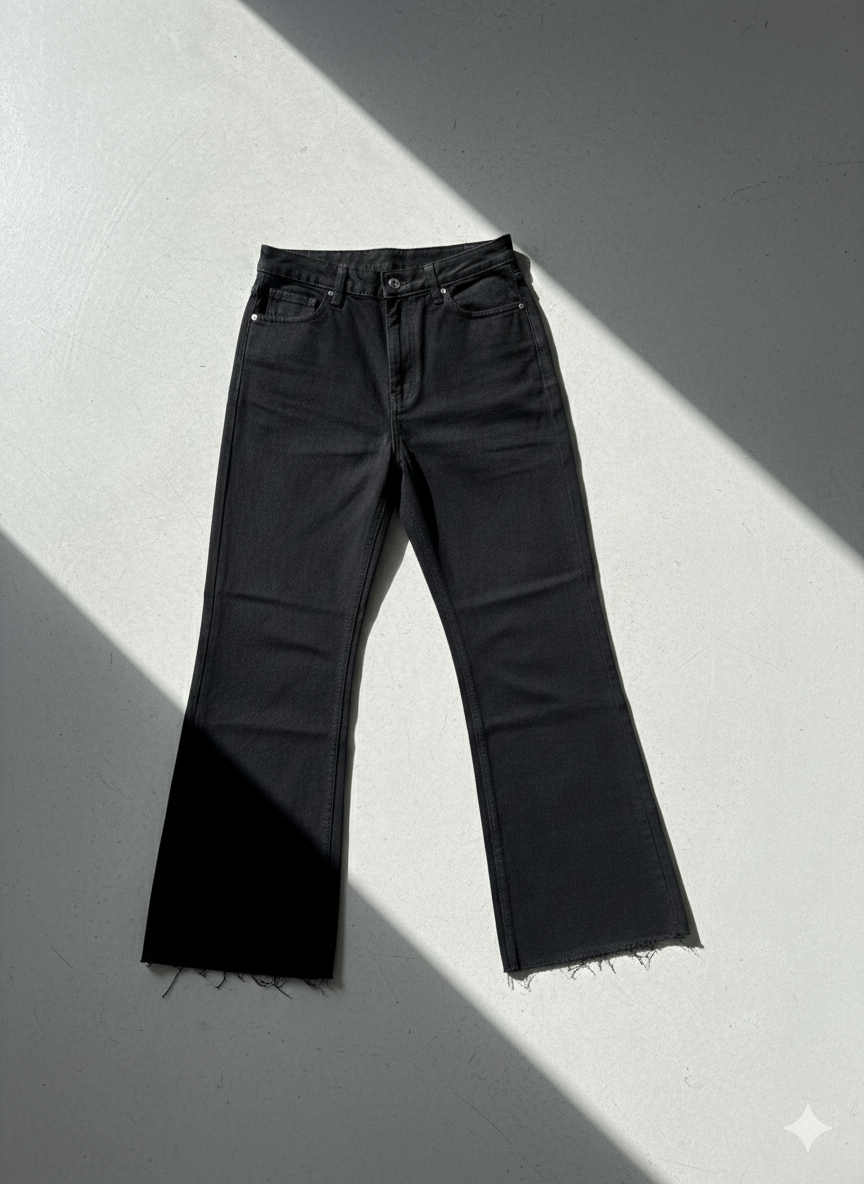 WMN'S BOOTCUT JEANS BLACK