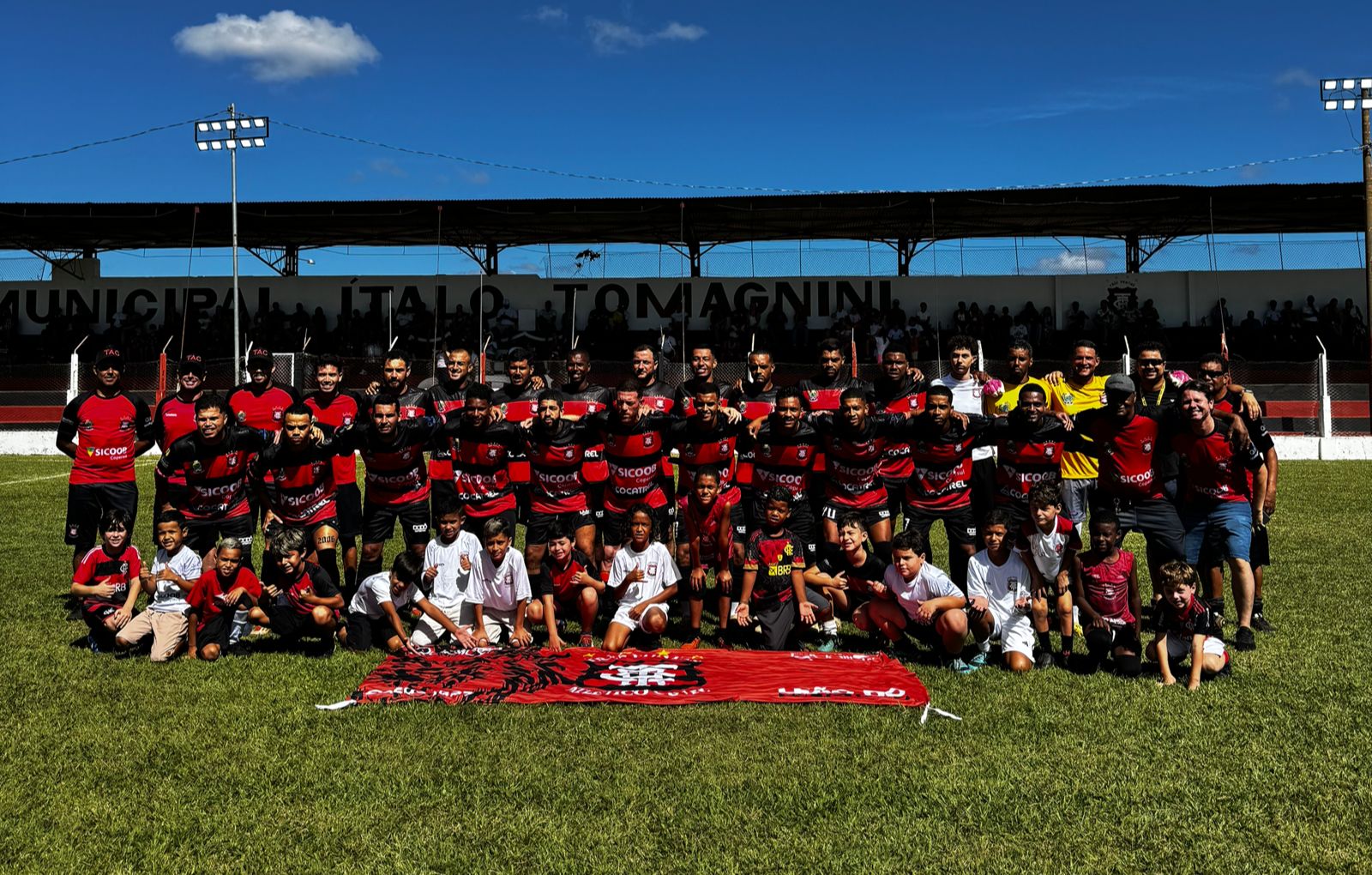 TAC Sicoob entra em campo em Coqueiral pela Copa Sul Mineira com transmissão ao vivo