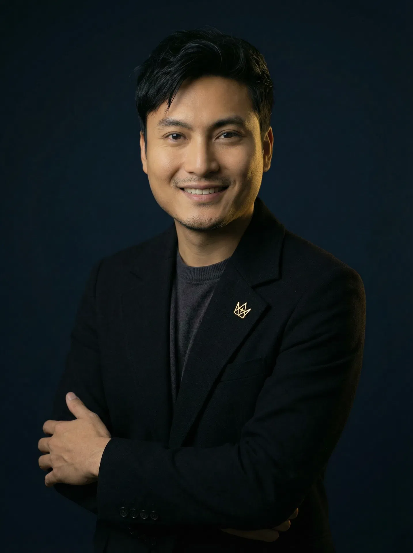 อ.เนย์ NAYZ