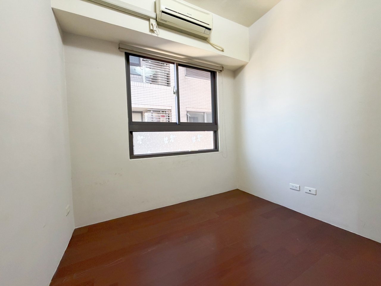 台中西區 國美特區【宏台美術館】 3房 室內照片