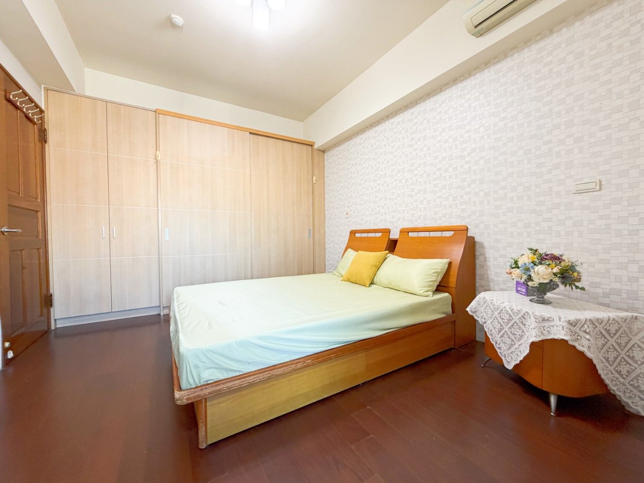 台中西區 國美特區【宏台美術館】 3房 室內照片