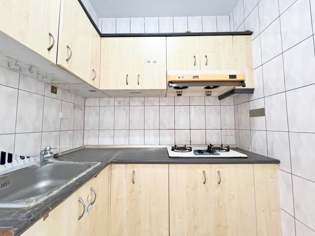 台中草屯鎮 3房 華廈 主臥室