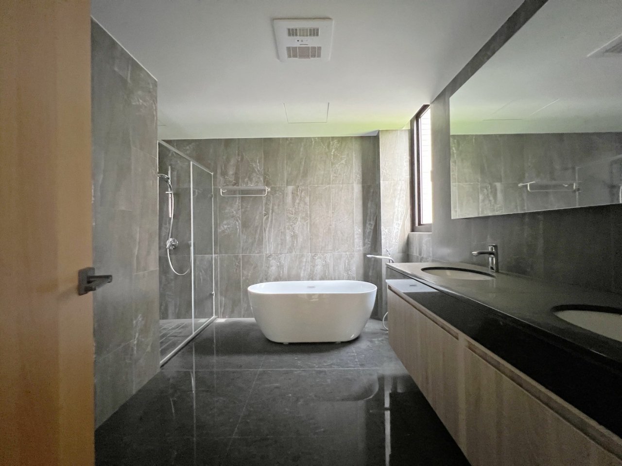 台中北屯區 基創御山 4房 別墅 外觀實拍