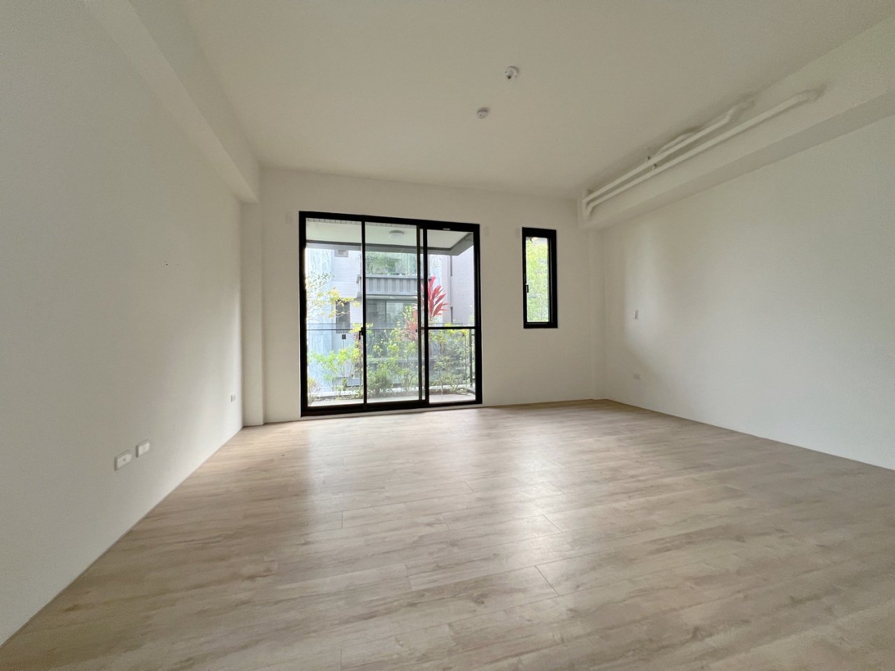 台中北屯區 基創御山 4房 別墅 外觀實拍