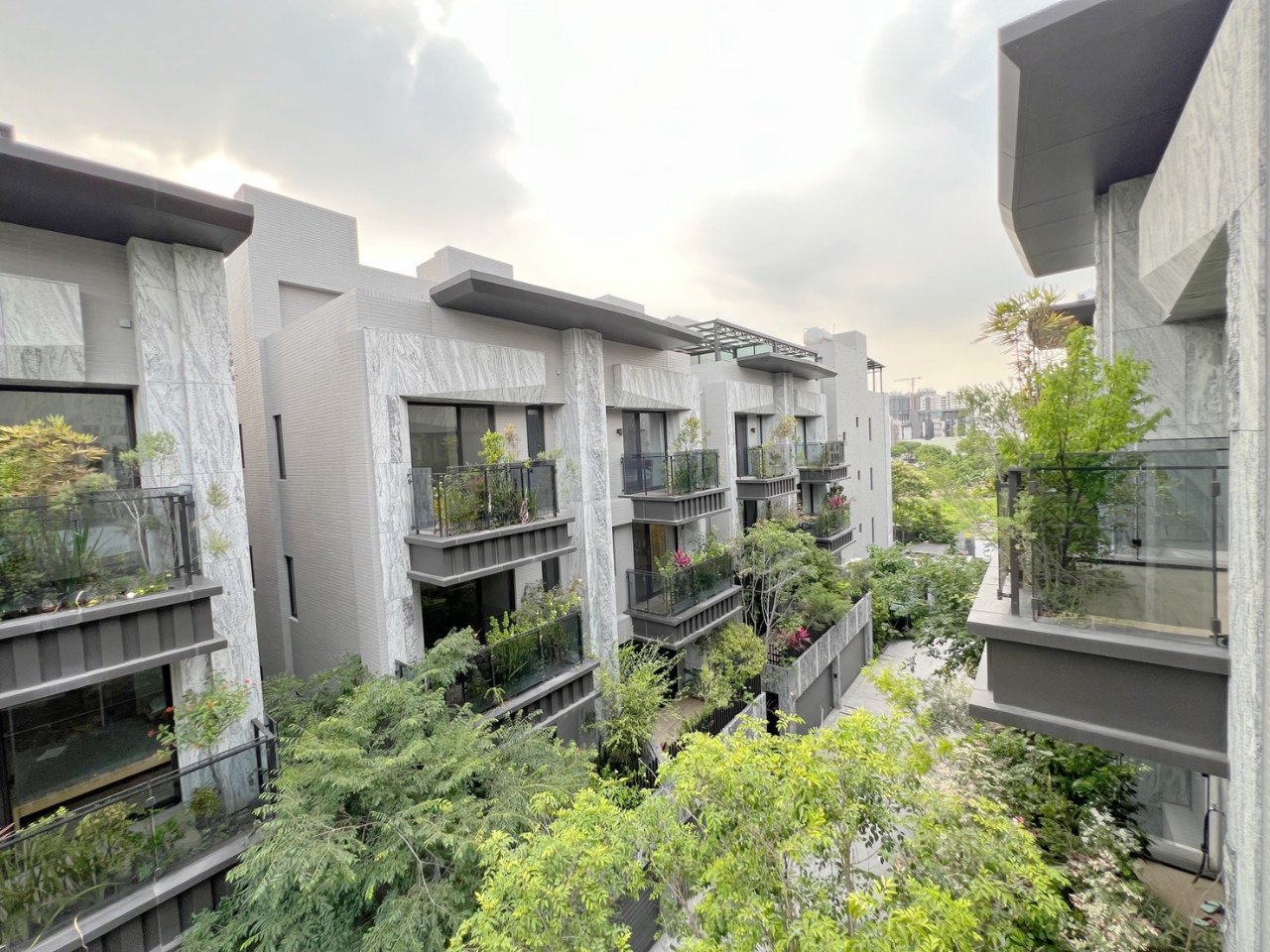 台中北屯區 基創御山 4房 別墅 外觀實拍