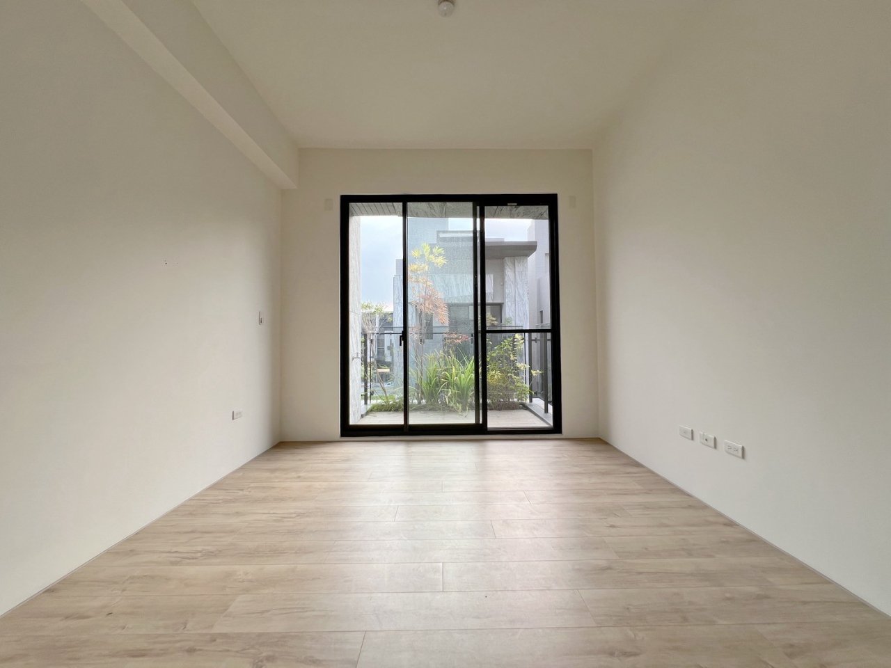 台中北屯區 基創御山 4房 別墅 外觀實拍