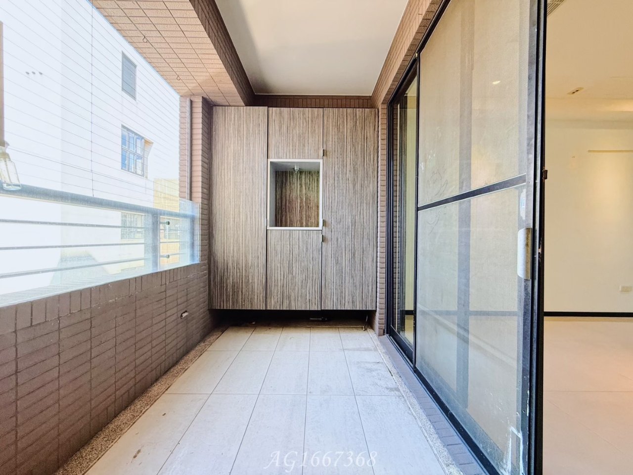 台中西區 由鉅AZ學生活 3房 室內照片