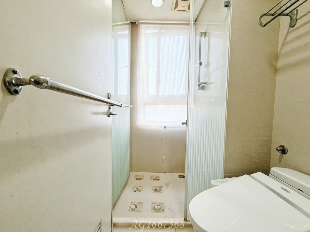 台中西區 由鉅AZ學生活 3房 室內照片