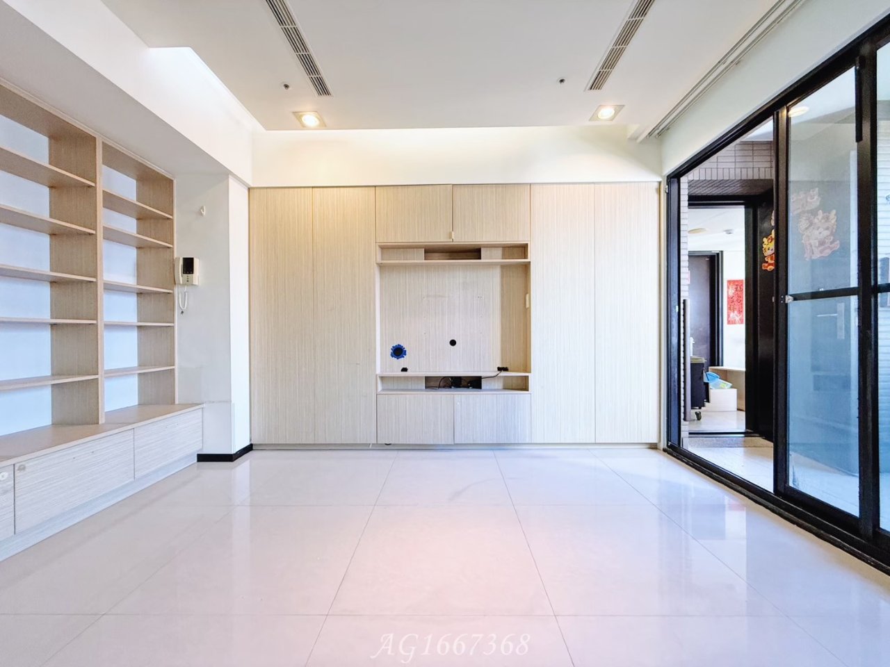 台中西區 由鉅AZ學生活 3房 浴室