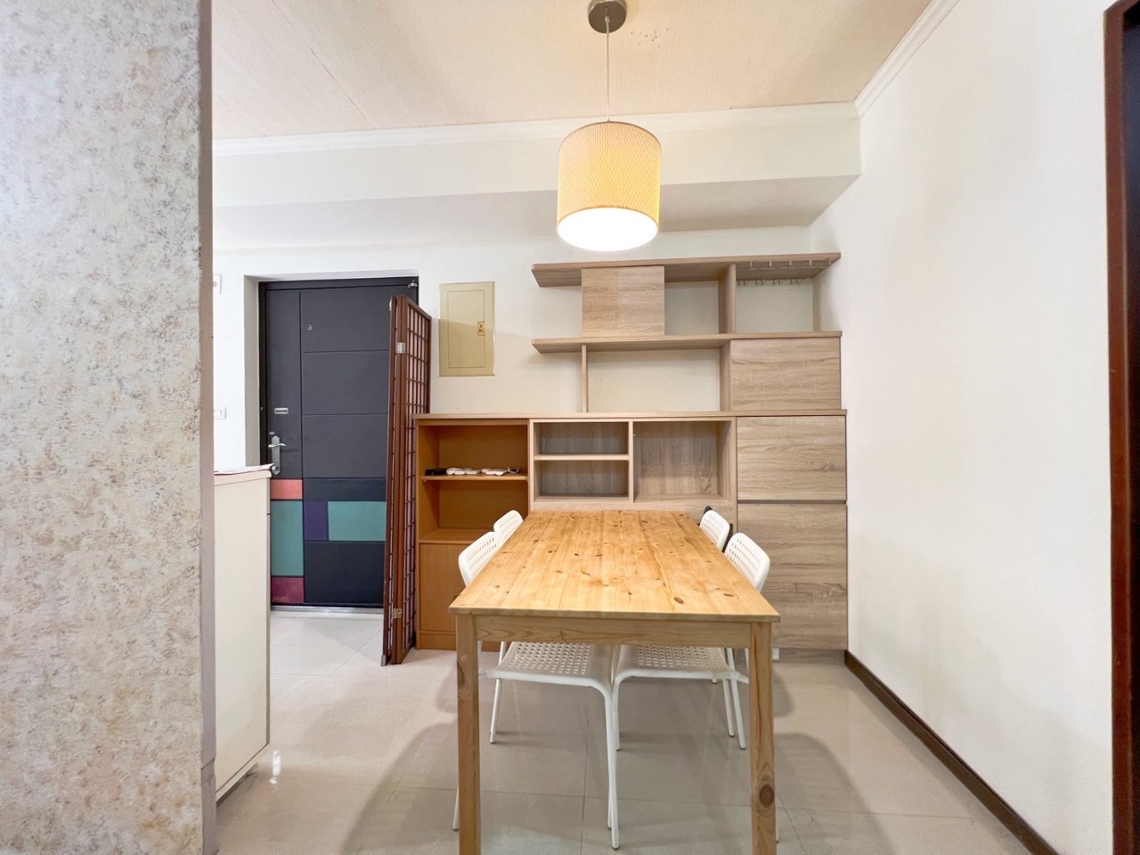 台中西區 雲門登峰 2房 主臥室