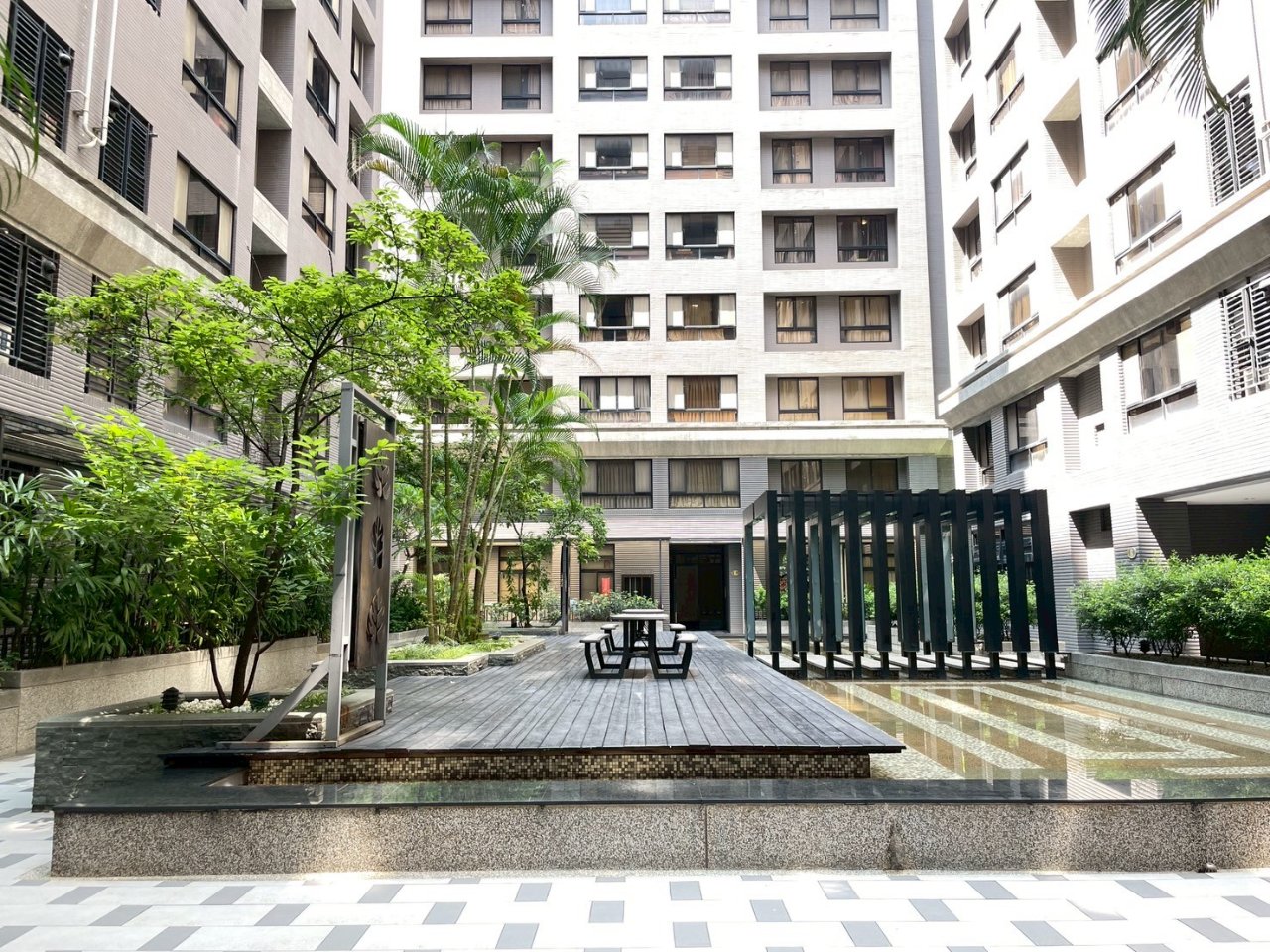 台中西區 雲門登峰 2房 室內照片