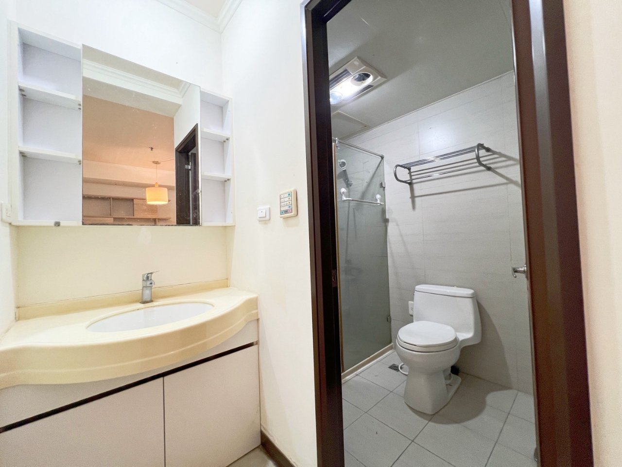 台中西區 雲門登峰 2房 室內照片