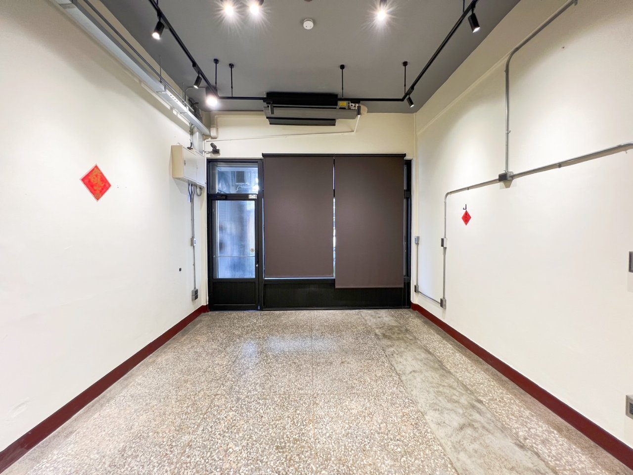 台中西區 4房 透天厝 浴室