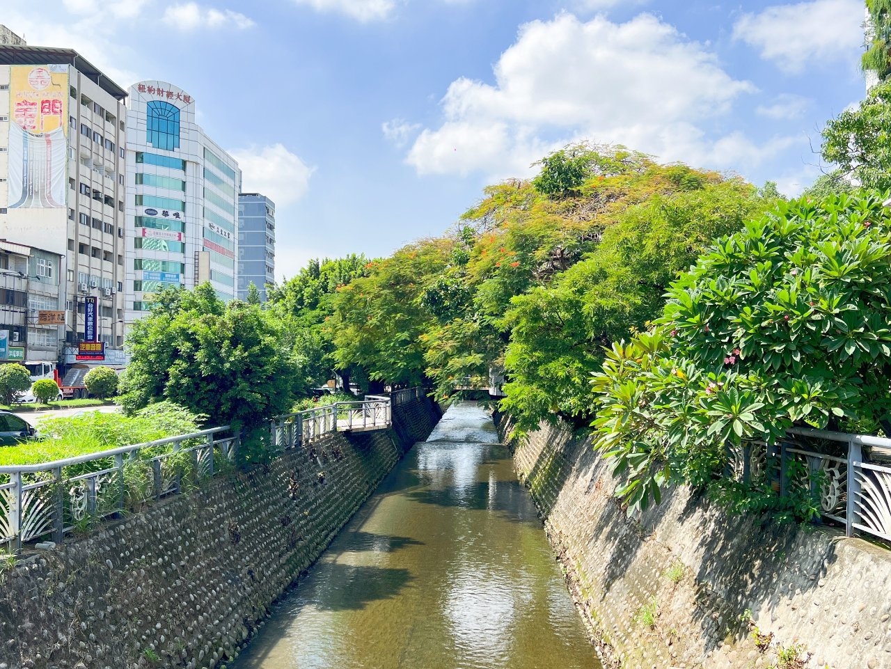 台中西區 4房 透天厝 室內照片