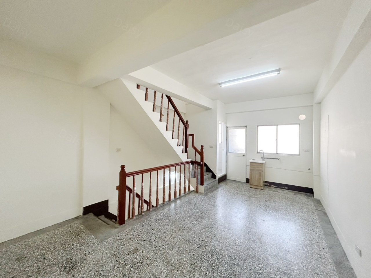 台中西區 2房 透天厝 室內照片