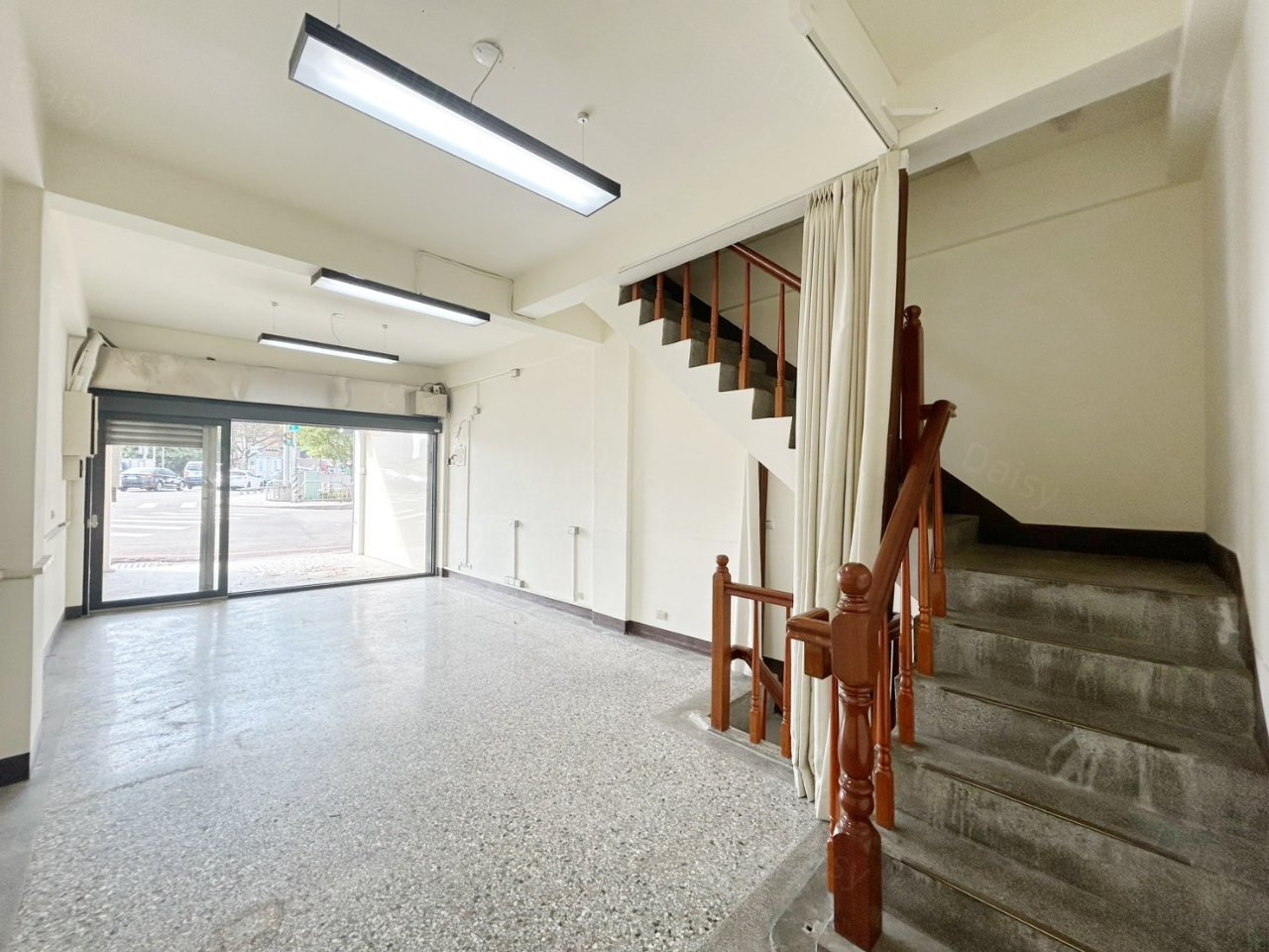 台中西區 2房 透天厝 室內照片