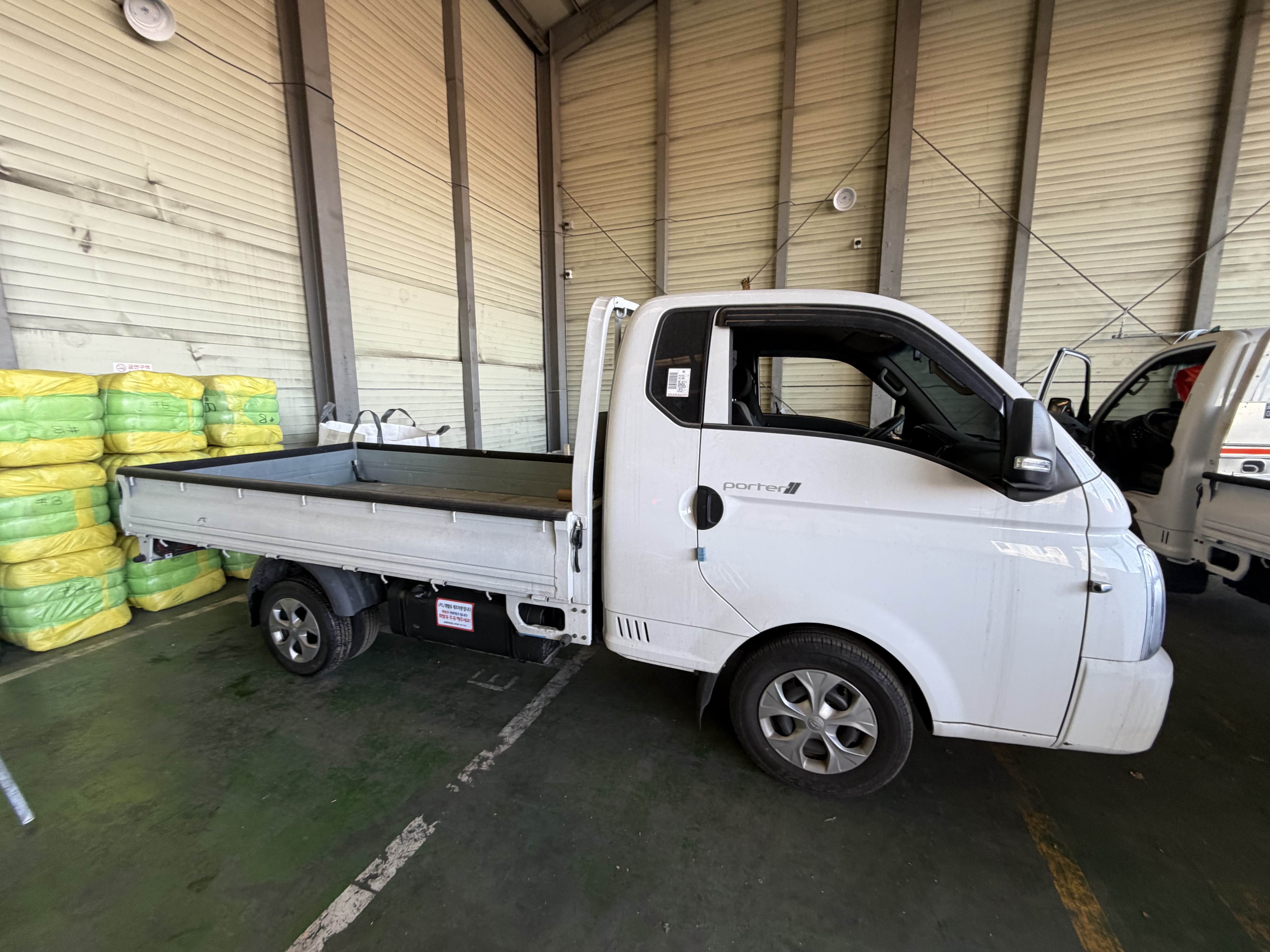 Hyundai Porter 2 Used Car Export Success Story – 1-ton Truck Value Proven in the Global Market