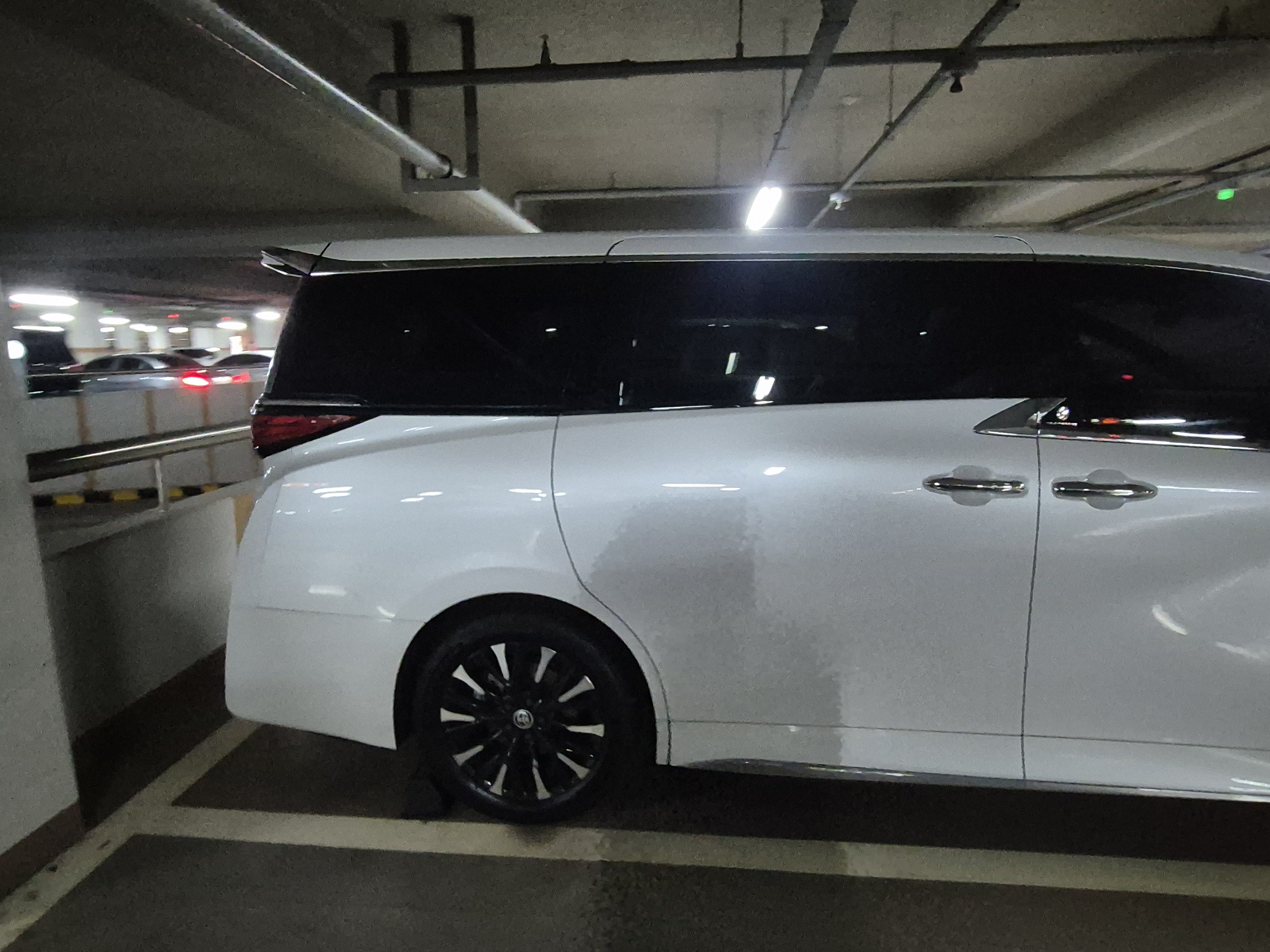 Alphard for sale now – Excellent condition, immediately available for delivery - 1