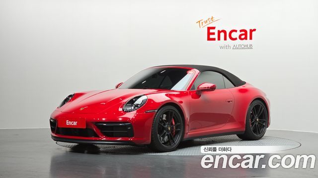 Porsche 911 (992)