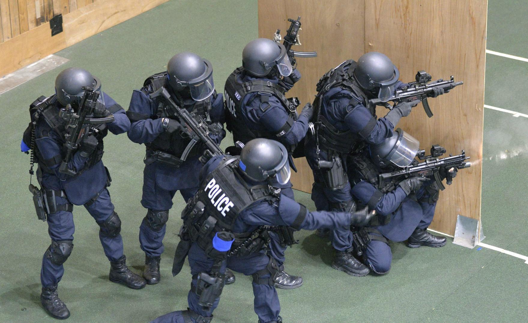 法律条文の「読み方」完全ガイド──条件文・参照規定・警察官職務執行法で学ぶ、日本法の論理構造法律条文の「読み方」完全ガイド──条件文・参照規定・警察官職務執行法で学ぶ、日本法の論理構造法律条文の「読み方」完全ガイド──条件文・参照規定・警察官職務執行法で学ぶ、日本法の論理構造