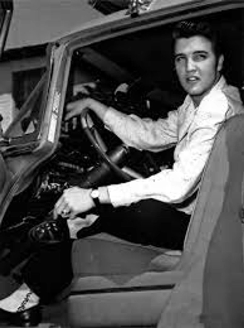 Elvis Presley photo