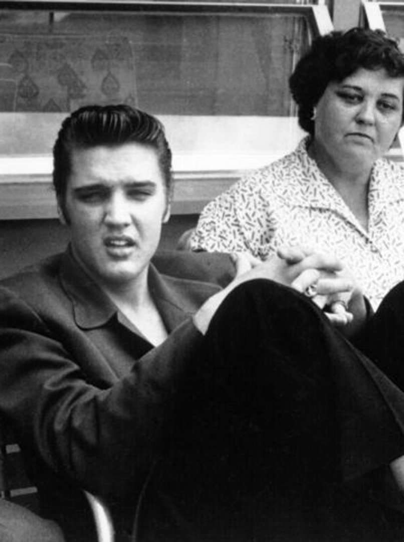 Elvis Presley photo