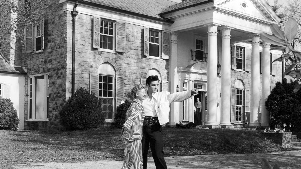 Elvis Presley photo