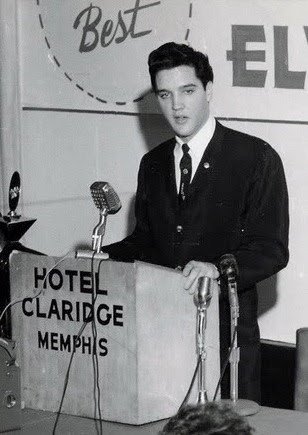 Elvis Presley photo
