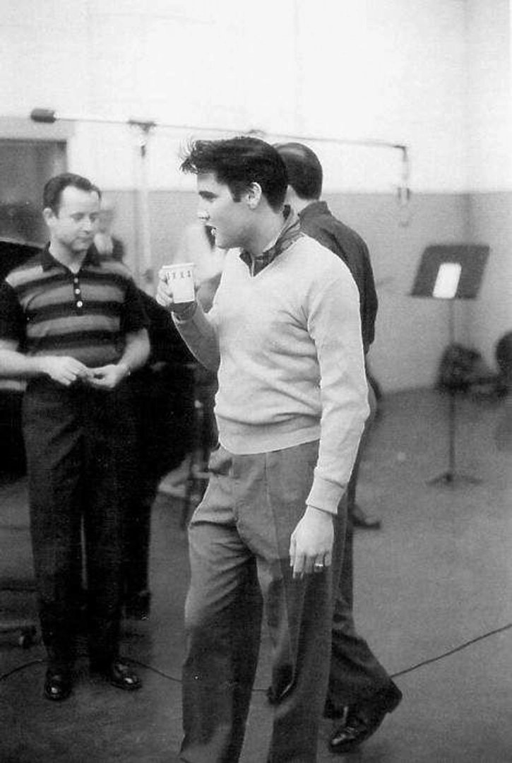 Elvis Presley photo