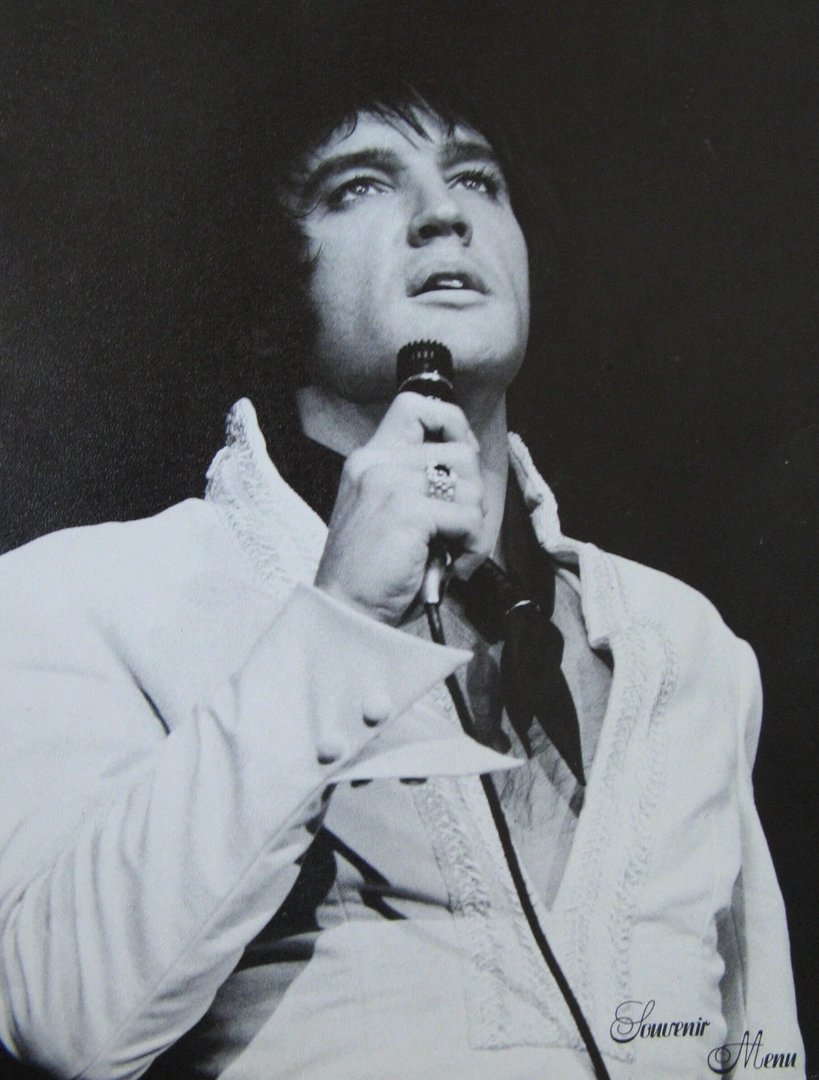 Elvis Presley photo