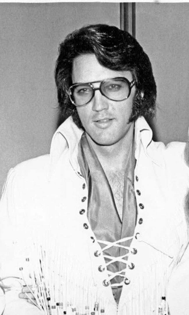 Elvis Presley photo