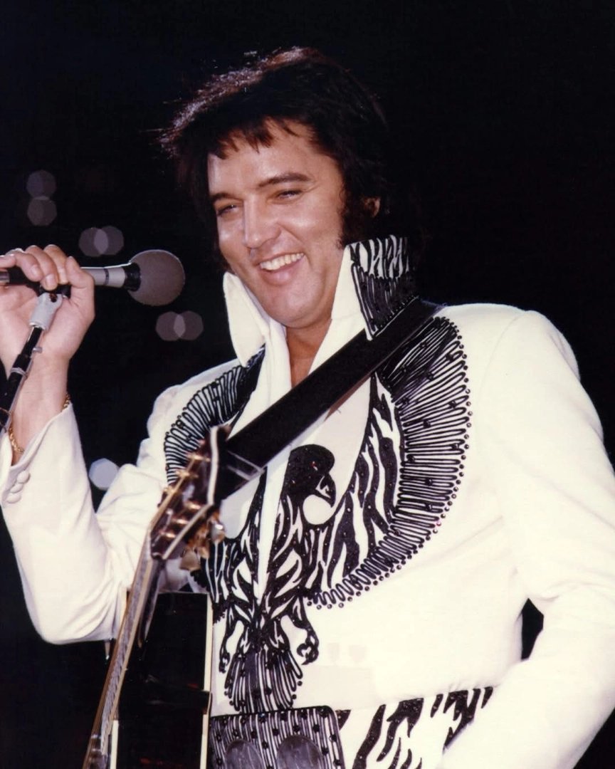 Elvis Presley photo
