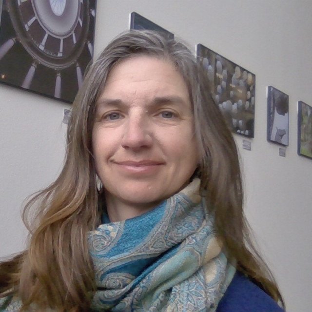 Kimberly M Taylor-Logan