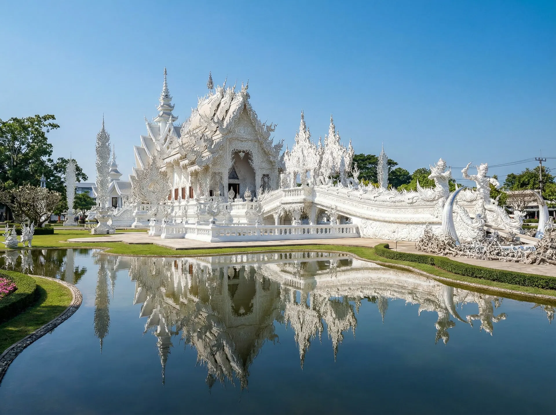 Chiang Rai Temple Tour