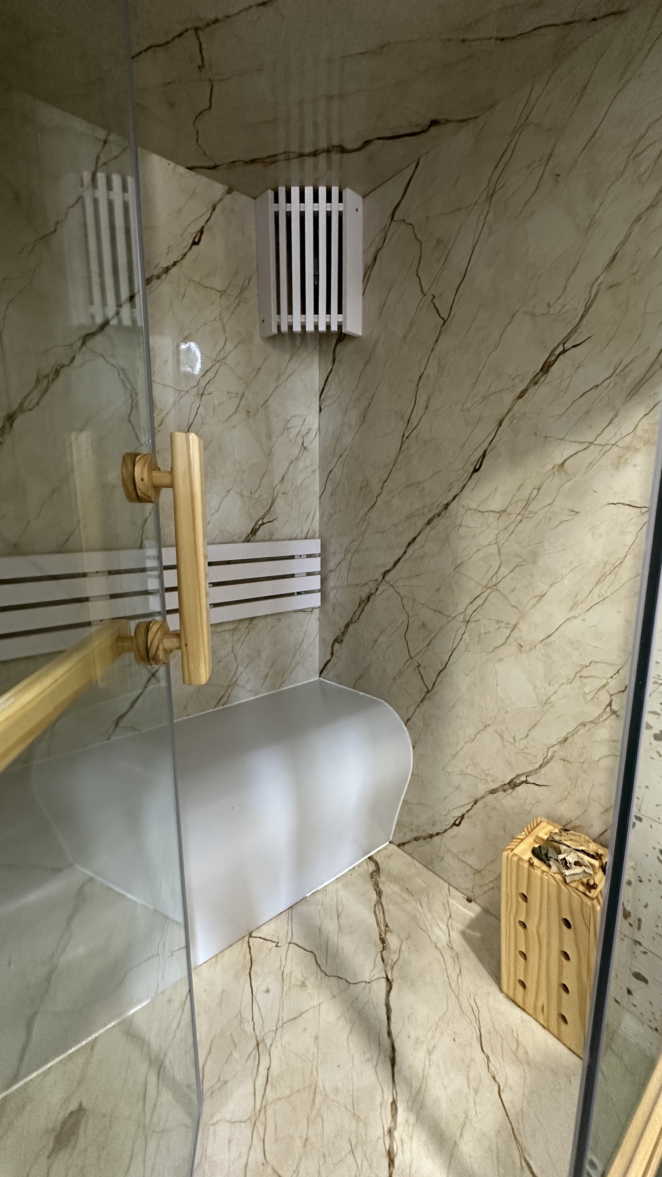 Relax Sauna Room - Photo 2